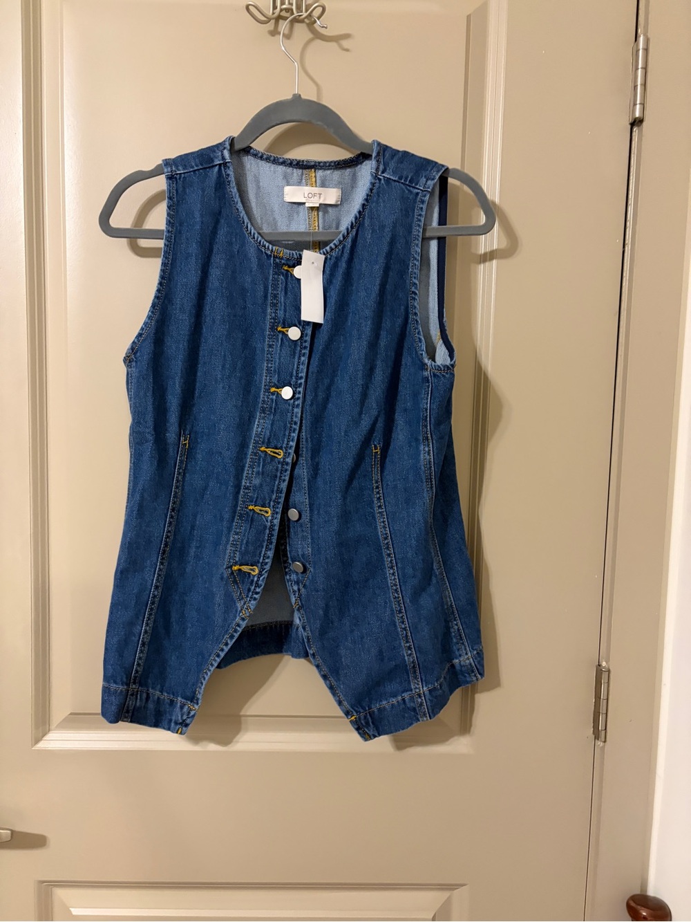 LOFT Sleeveless Denim Button-Front Vest - Blue